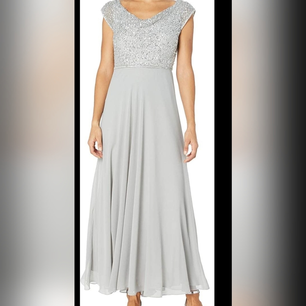 ✨ J Kara New York Women's Beaded Empire Waist Gown – Ivory, Size 12 ✨